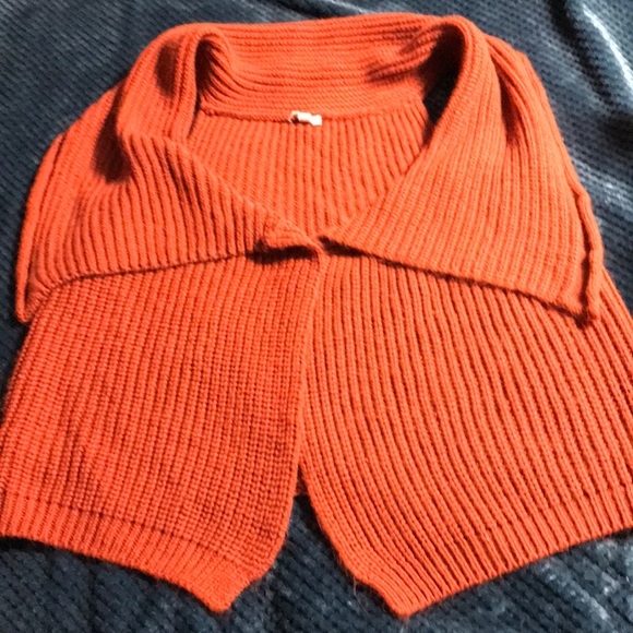 Burnt orange knitted vest - Picture 1 of 1